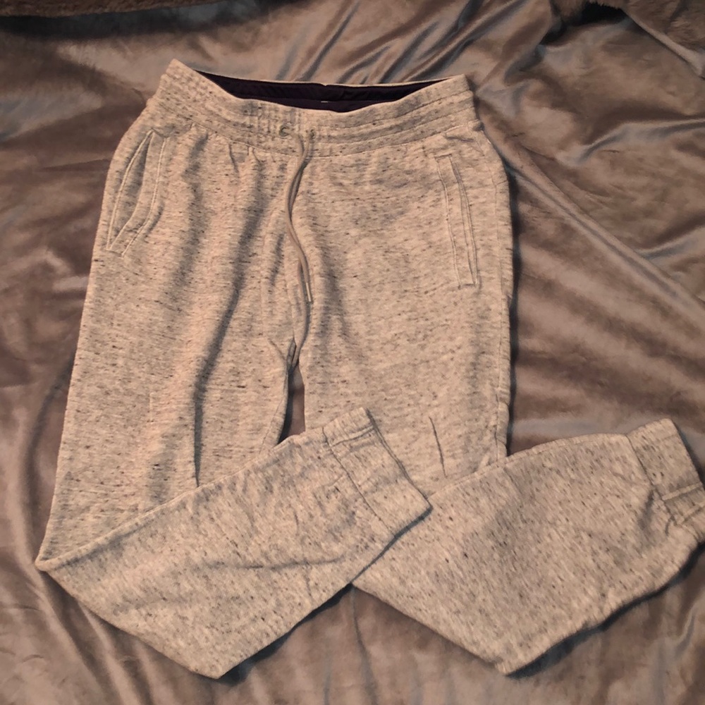Women’s Adidas sweatpants